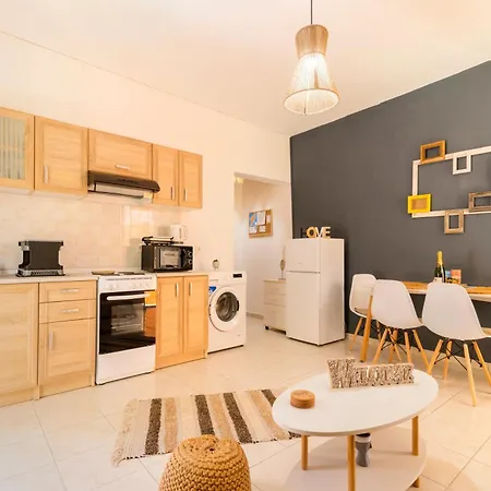 Lilliput Garden Apartment *